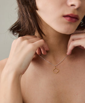 アラベスク ライン チャーム