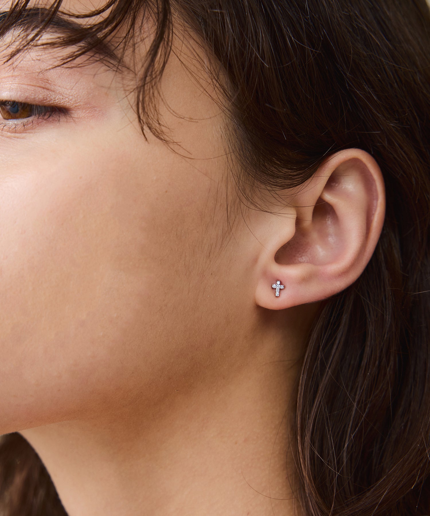 PT900 ダイヤモンド クロス スタッド ピアス