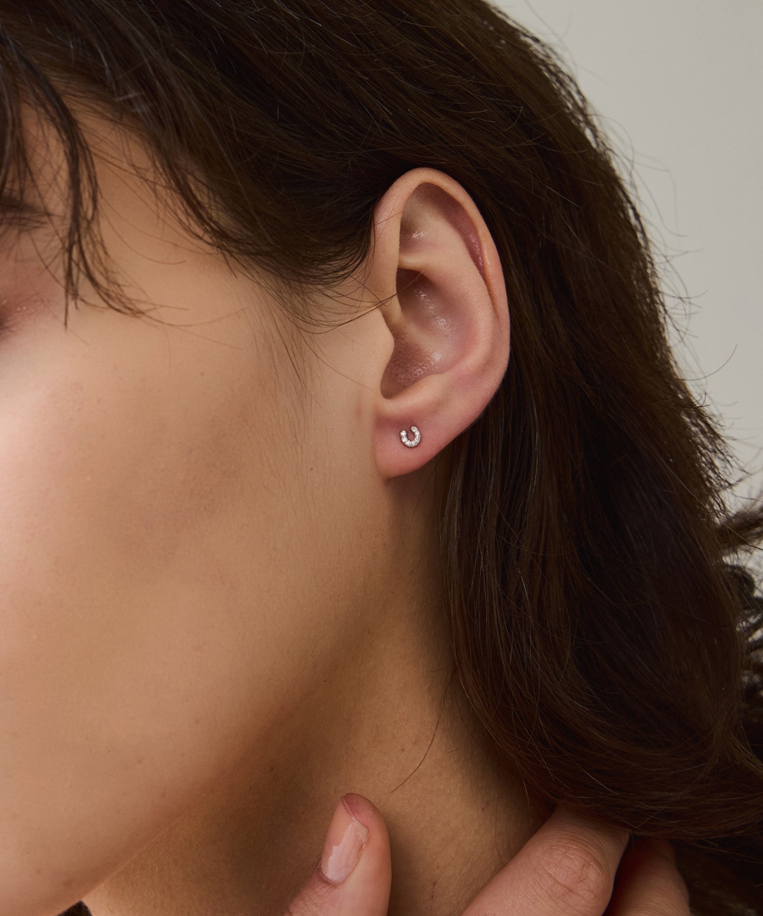 PT900 ダイヤモンド ホースシュー スタッド ピアス