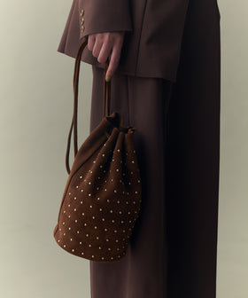 ドットスタッズ巾着ショルダー