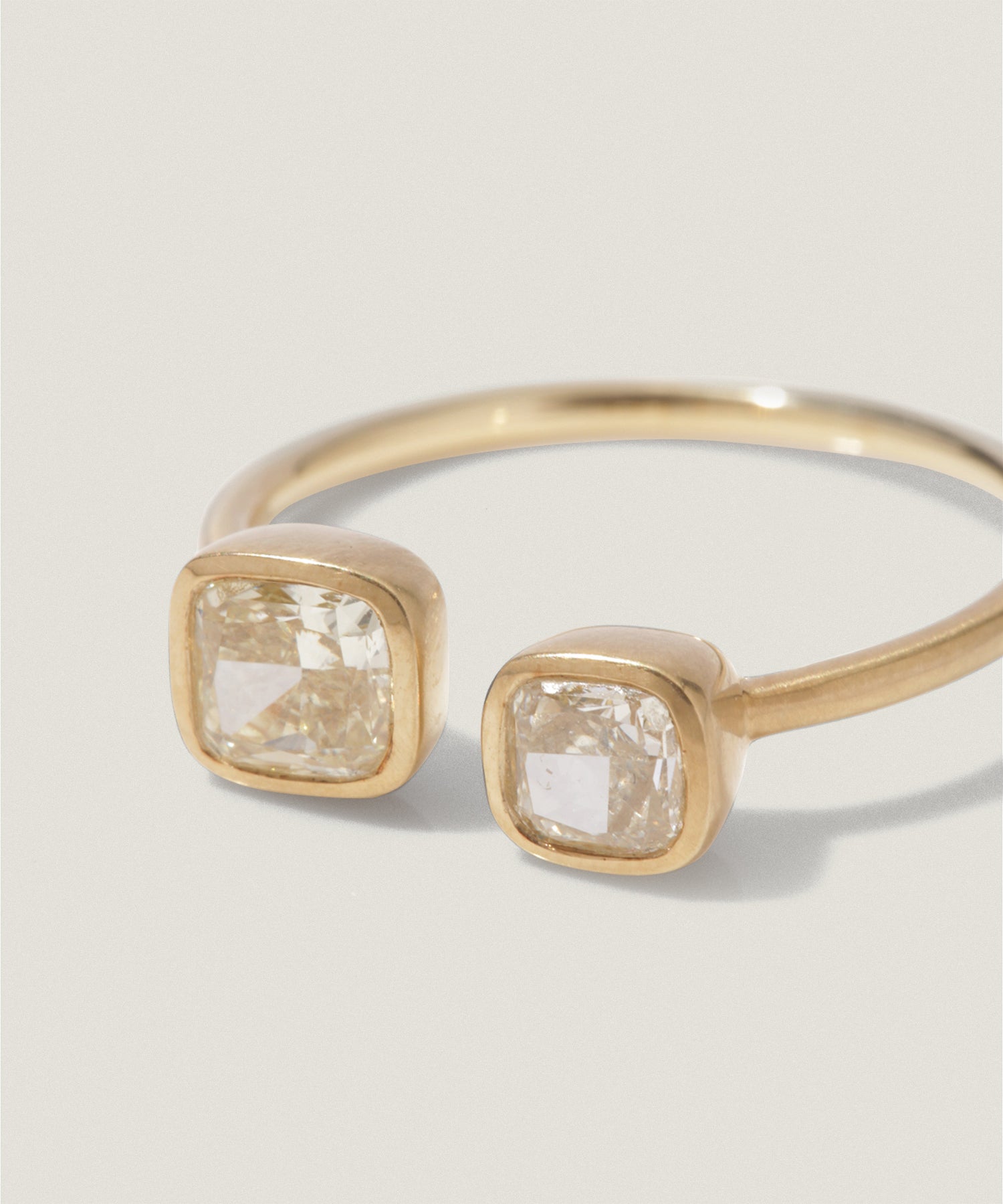 【ルミネ新宿店限定】K18 ダイヤモンド ダブルスクエア リング