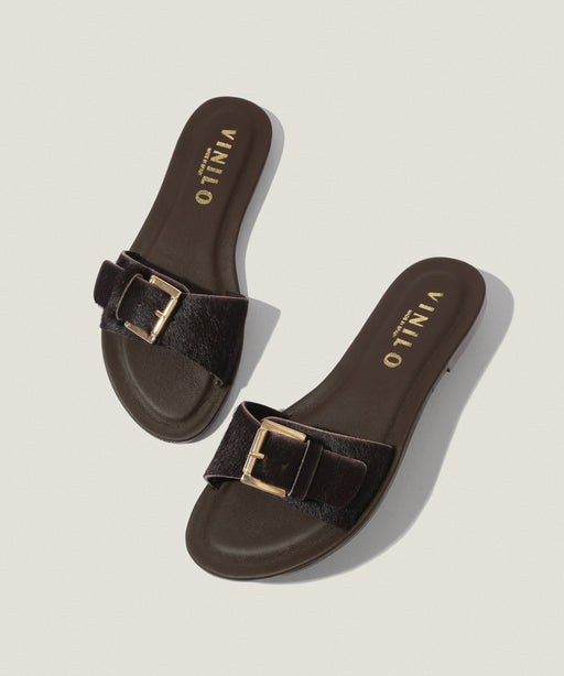 ダークブラウン