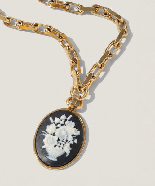 ガラス カメオ ネックレス|ジュエリー|PIMENTÉ-ピモンテオンラインストア