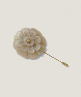 ホーン ブローチ