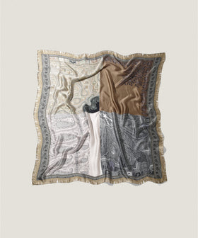 135cm トロンプイユ ペイズリー スカーフ