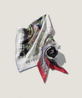 88cm シルク スカーフ Botany Gilt