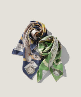 68cm シルク スカーフ Loop the loop