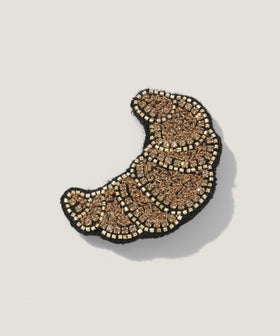 クロワッサン ビーズ 刺繍 ブローチ